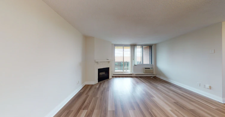 XXX1-6599 Glen Erin Drive, Mississauga, ON, L5N 2X3 - 4