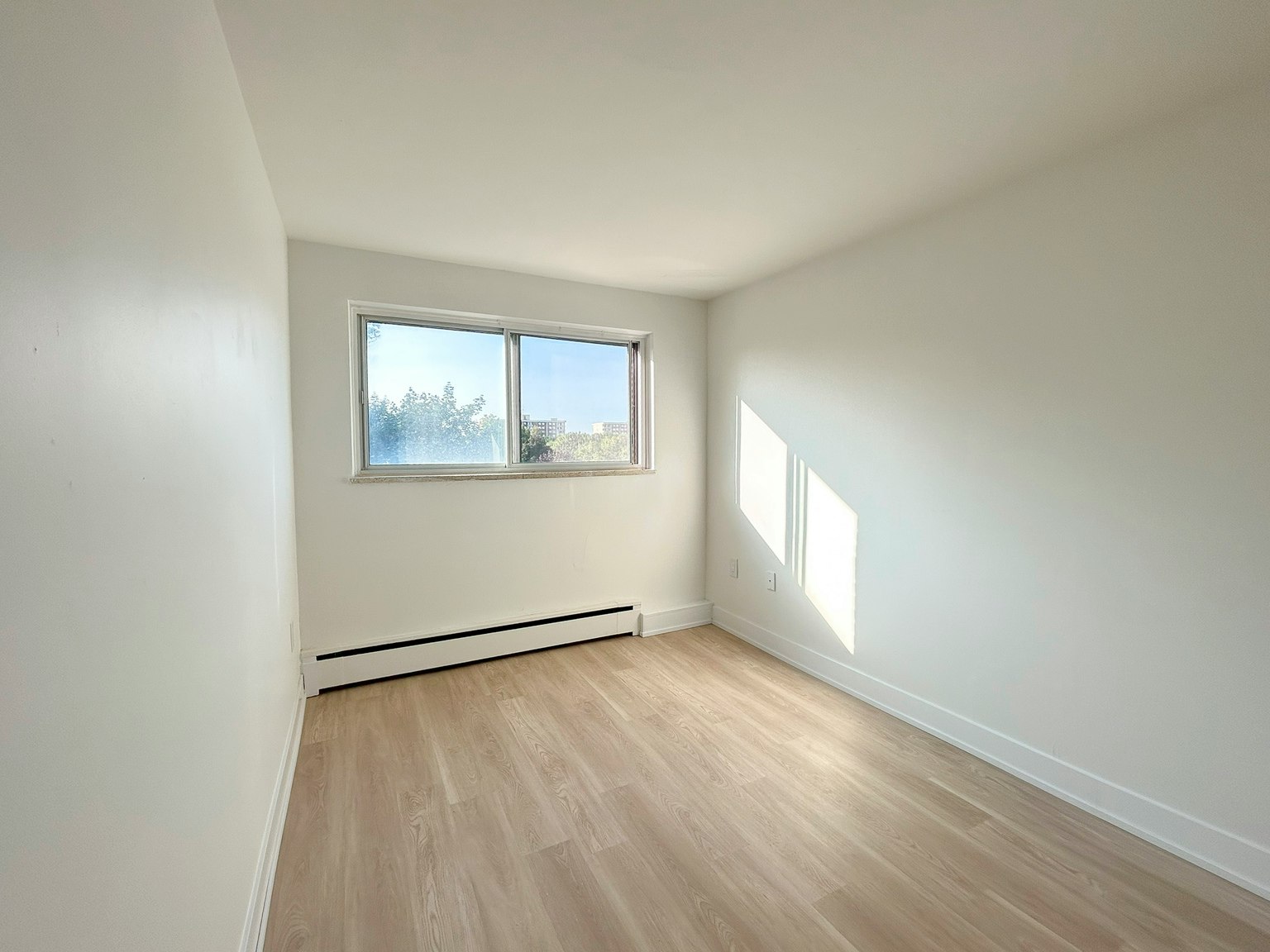 106-700 Ross Street, Burlington, ON, L7S 1S2 - 11
