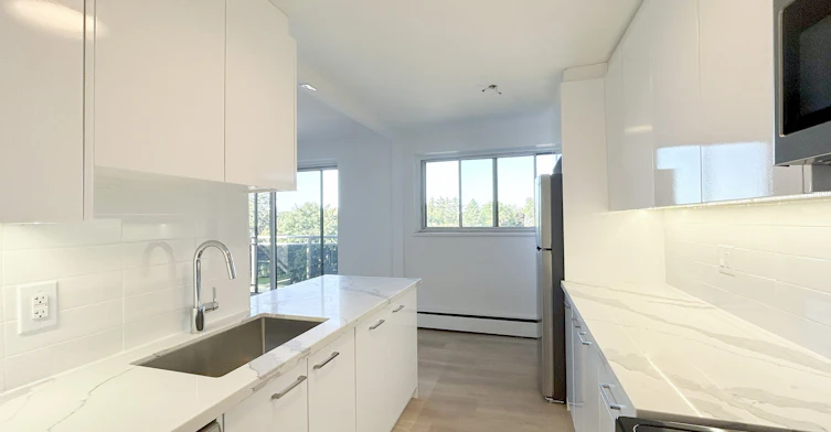 604-700 Ross Street, Burlington, ON, L7S 1S2 - 4