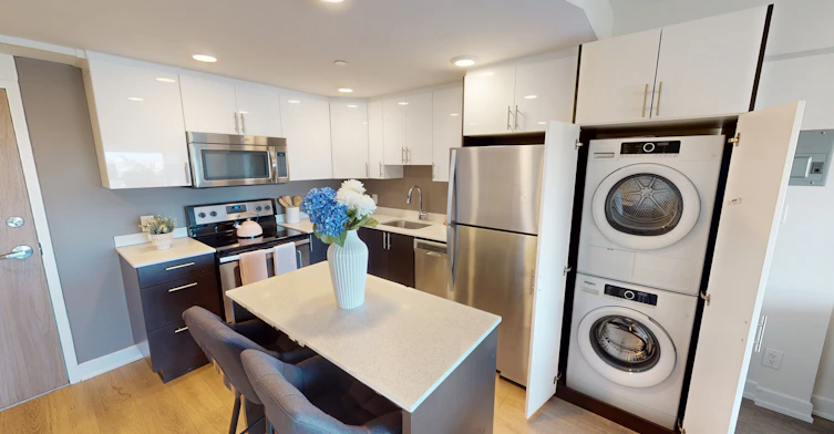 0113-207 Bell Street North, Ottawa, ON, K1R 0B9 - 2