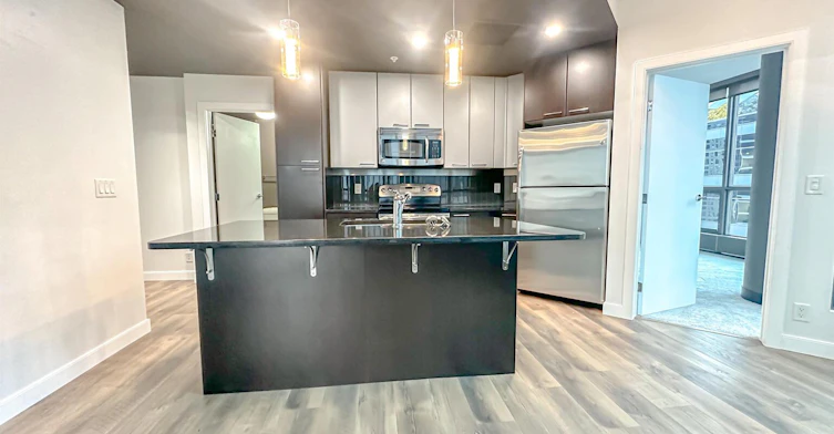 1504-220 12 Avenue Southeast, Calgary, AB, T2G 0Z7 - 3
