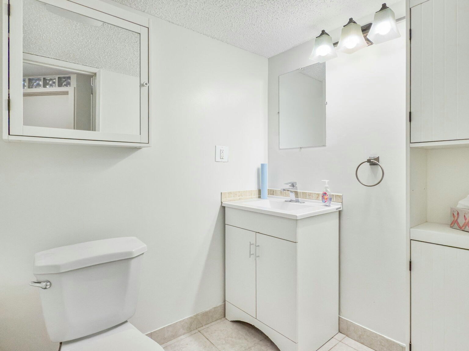 Lower-63 Woodglen Close Southwest, Calgary, AB, T2W 4M9 - 8