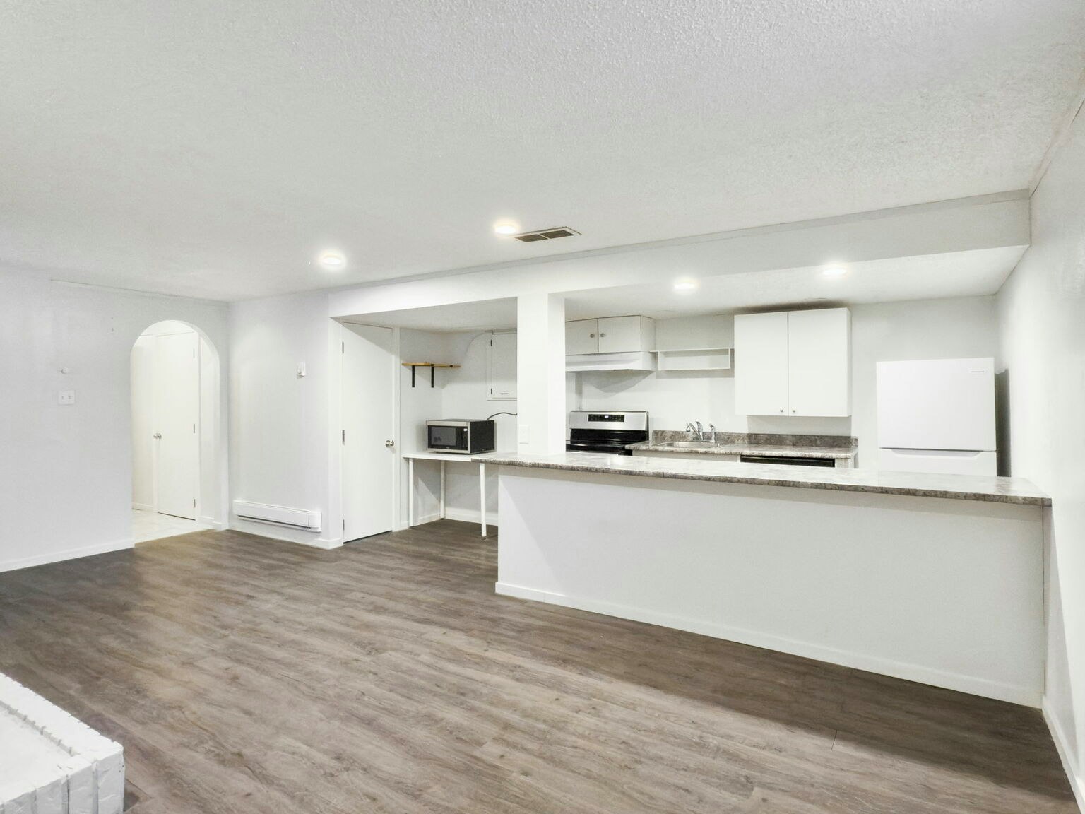 Lower-63 Woodglen Close Southwest, Calgary, AB, T2W 4M9 - 3