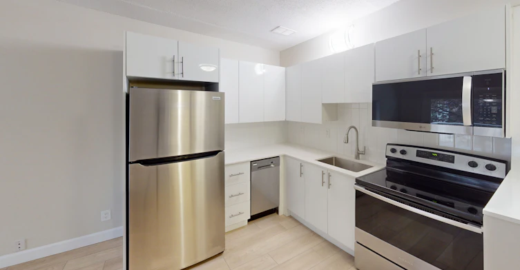 368Z-10-348 Zephyr Avenue, Ottawa, ON, K2B 5Z9