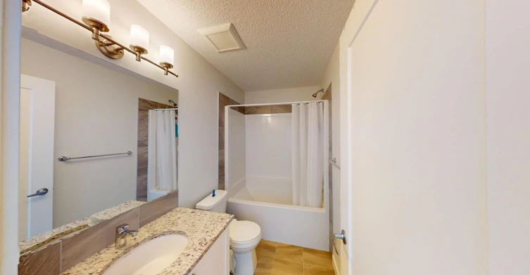 50 Walden Lane Se, Calgary, AB, T2X 2A7 - 12