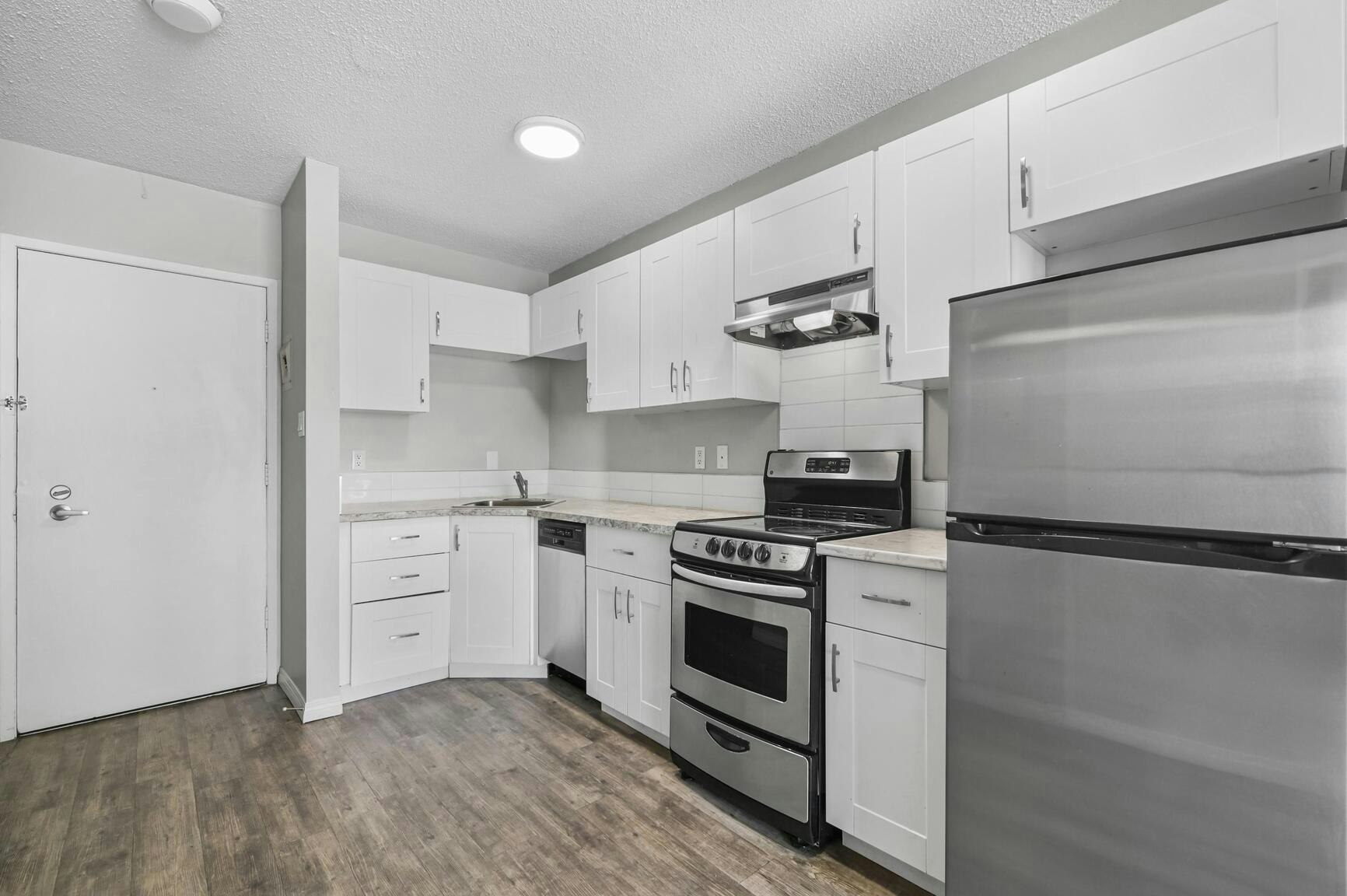 205-725 12 Avenue SW, Calgary, AB, T2R 0H9 - 3