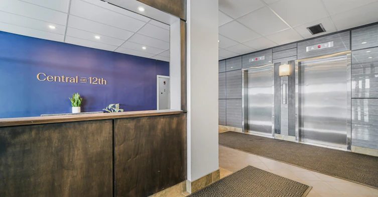 205-725 12 Avenue SW, Calgary, AB, T2R 0H9 - 2