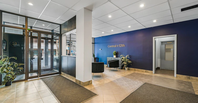 205-725 12 Avenue SW, Calgary, AB, T2R 0H9