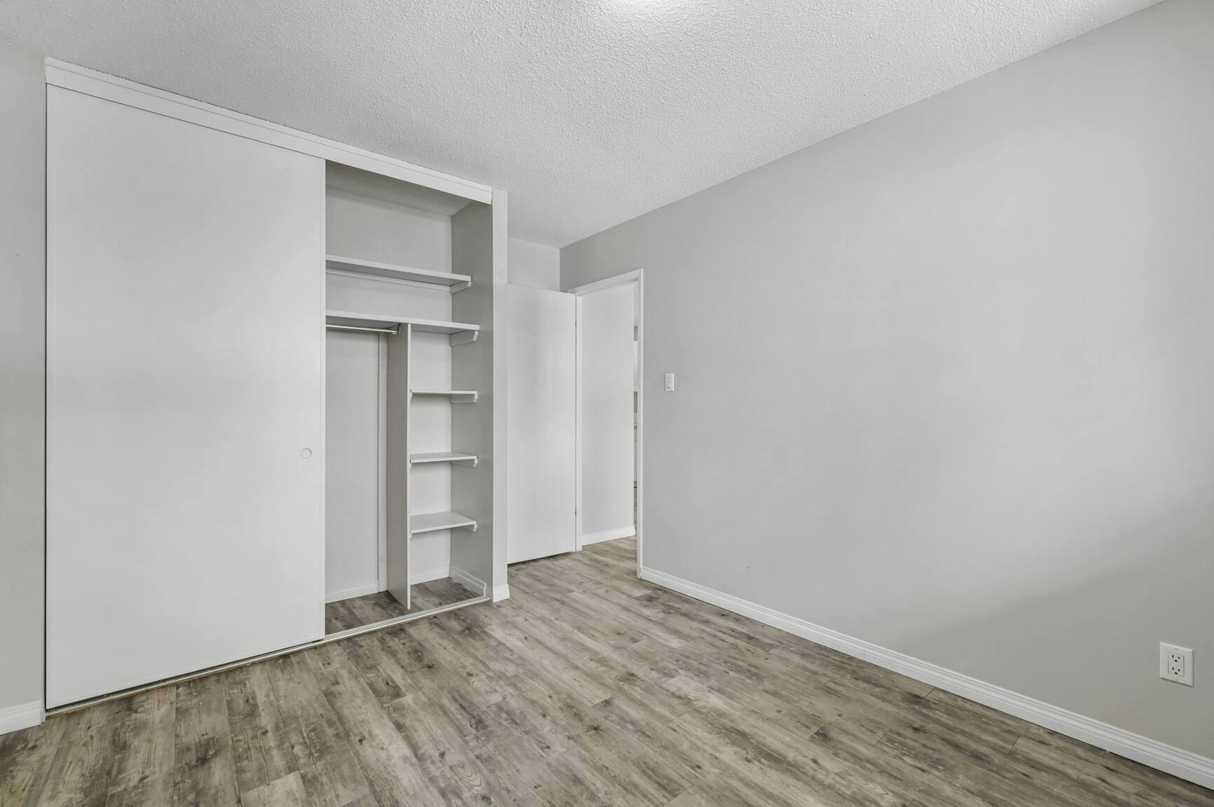 205-725 12 Avenue SW, Calgary, AB, T2R 0H9 - 12