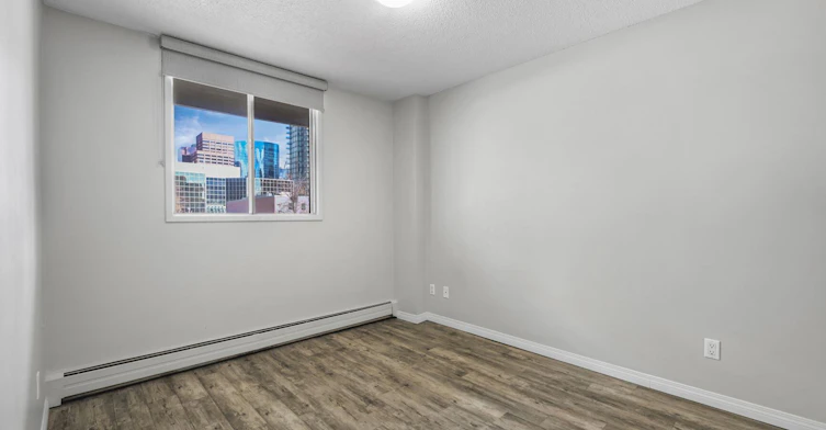 205-725 12 Avenue SW, Calgary, AB, T2R 0H9 - 11