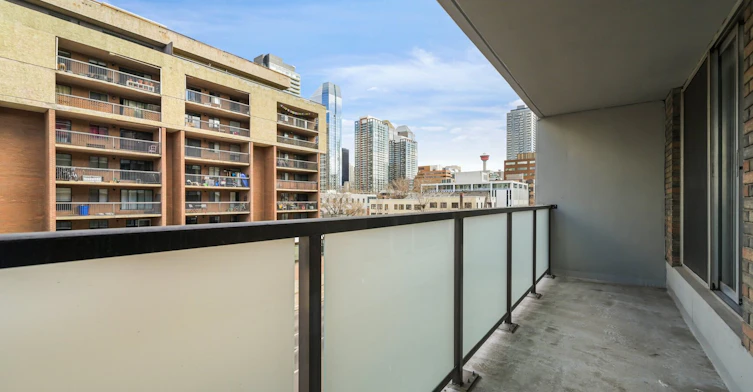 205-725 12 Avenue SW, Calgary, AB, T2R 0H9 - 22