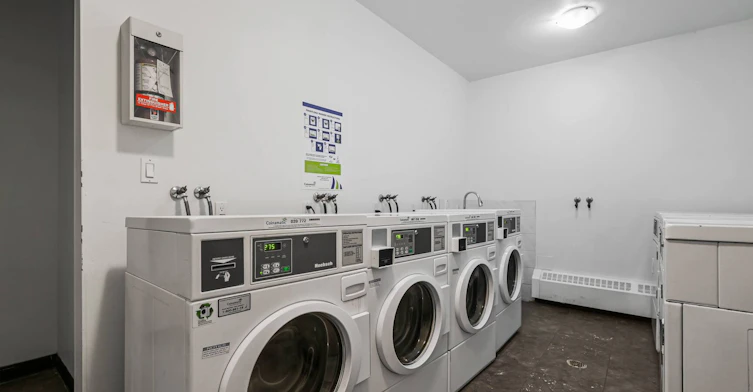 210-725 12 Avenue SW, Calgary, AB, T2R 0H9 - 30
