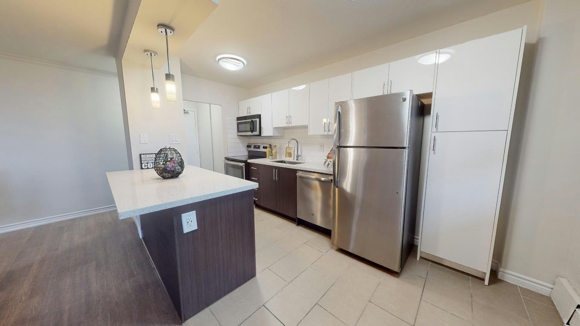 906-40 Grandville, Hamilton, ON, L8E 1J7 - 4