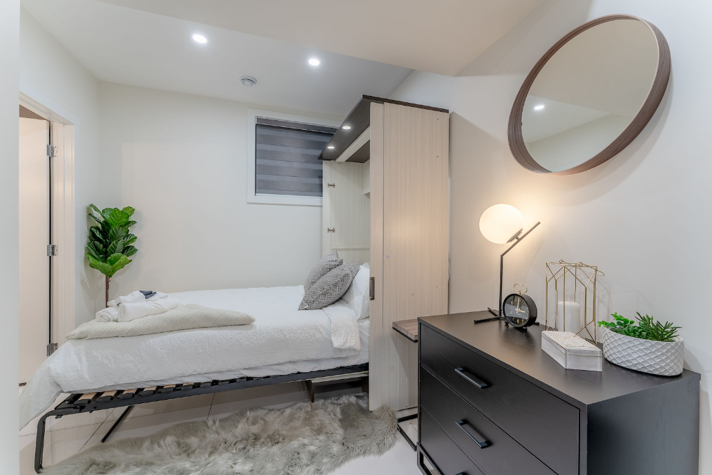 B-4  Street Northeast, Calgary, AB, T2E 3T5 - 4