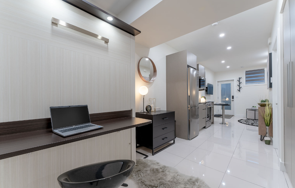 B-4  Street Northeast, Calgary, AB, T2E 3T5 - 15