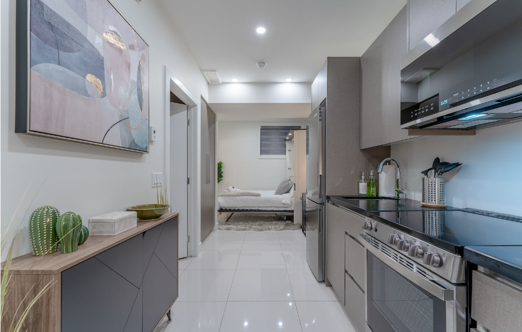 B-4  Street Northeast, Calgary, AB, T2E 3T5 - 11