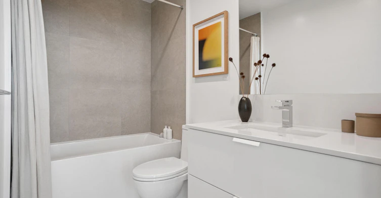 277 West 42nd Avenue, Vancouver, BC, V5Y 2T2 - 5