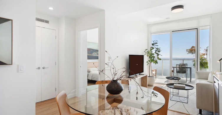 277 West 42nd Avenue, Vancouver, BC, V5Y 2T2 - 3