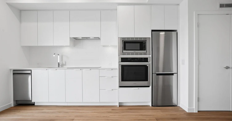 206-277 West 42nd Avenue, Vancouver, BC, V5Y 2T2 - 2