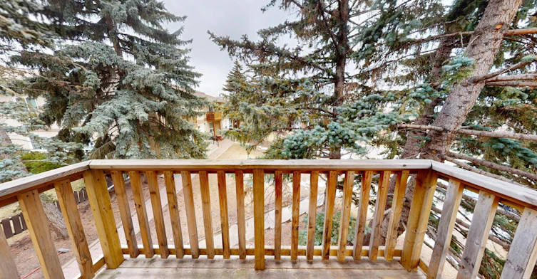 219 Huntington Park Bay Nw, Calgary, AB, T2K 5H5 - 5