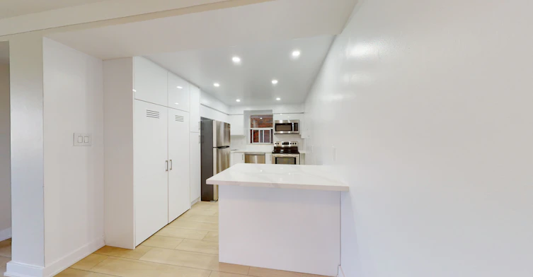 XXX2-3 37th Street East, Hamilton, ON, L8V 4A7 - 2