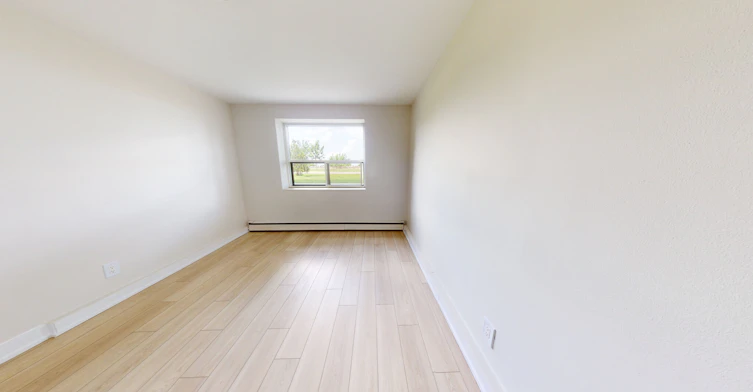 XXX2-3 37th Street East, Hamilton, ON, L8V 4A7 - 6