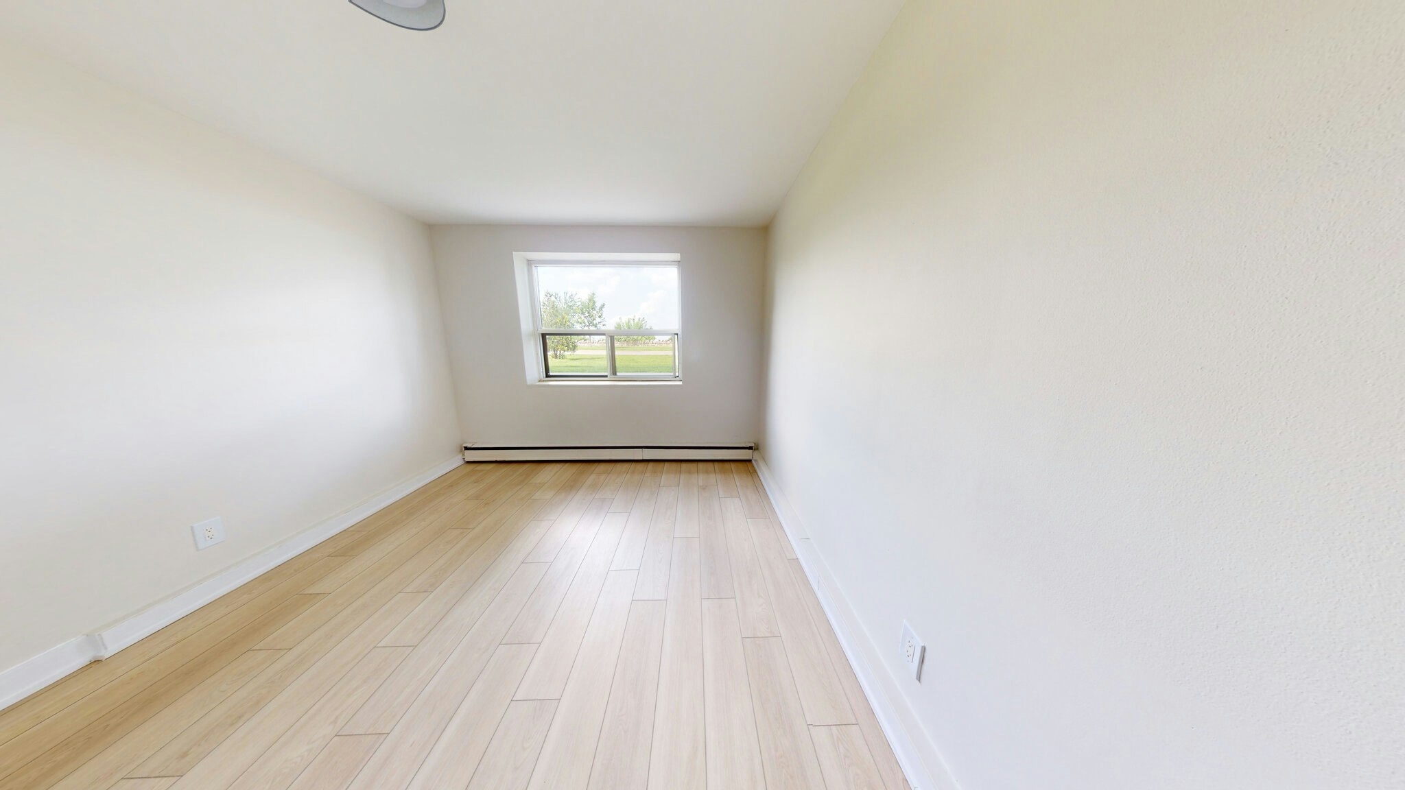 XXX1-3 37th Street East, Hamilton, ON, L8V 4A7 - 6