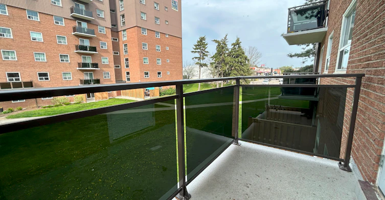 711-3 Slessor Boulevard, Grimsby, ON, L3M 3T2 - 8