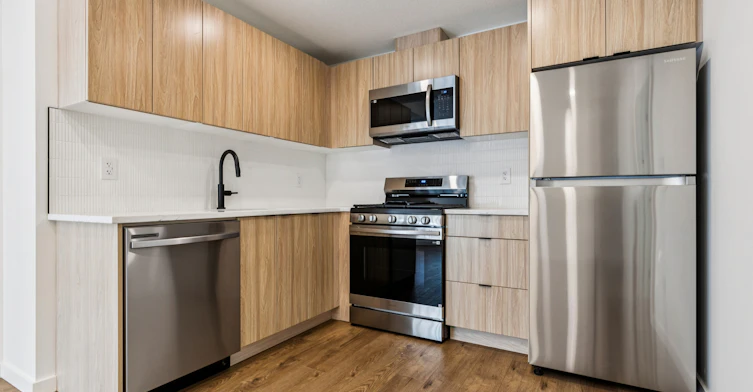 10306 138 Street Northwest, Edmonton, AB, T5N 3W5 - 17