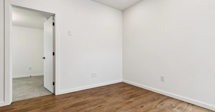 10306 138 Street Northwest, Edmonton, AB, T5N 3W5 - 14
