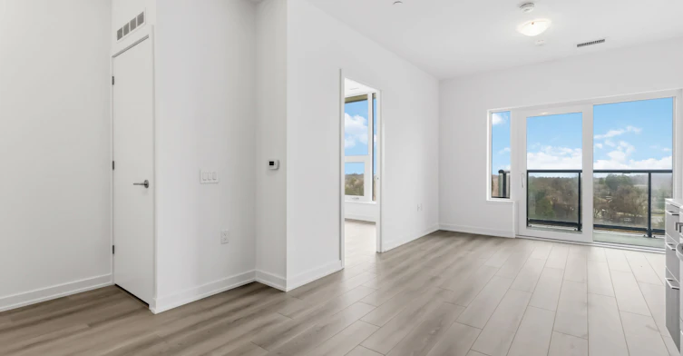 805-7439 Kingston Road, Toronto, ON, M1B 0G1 - 7