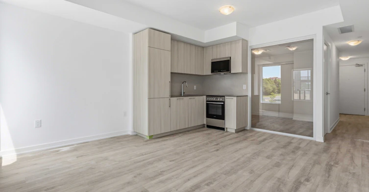 221-7439 Kingston Road, Toronto, ON, M1B 0G1 - 18