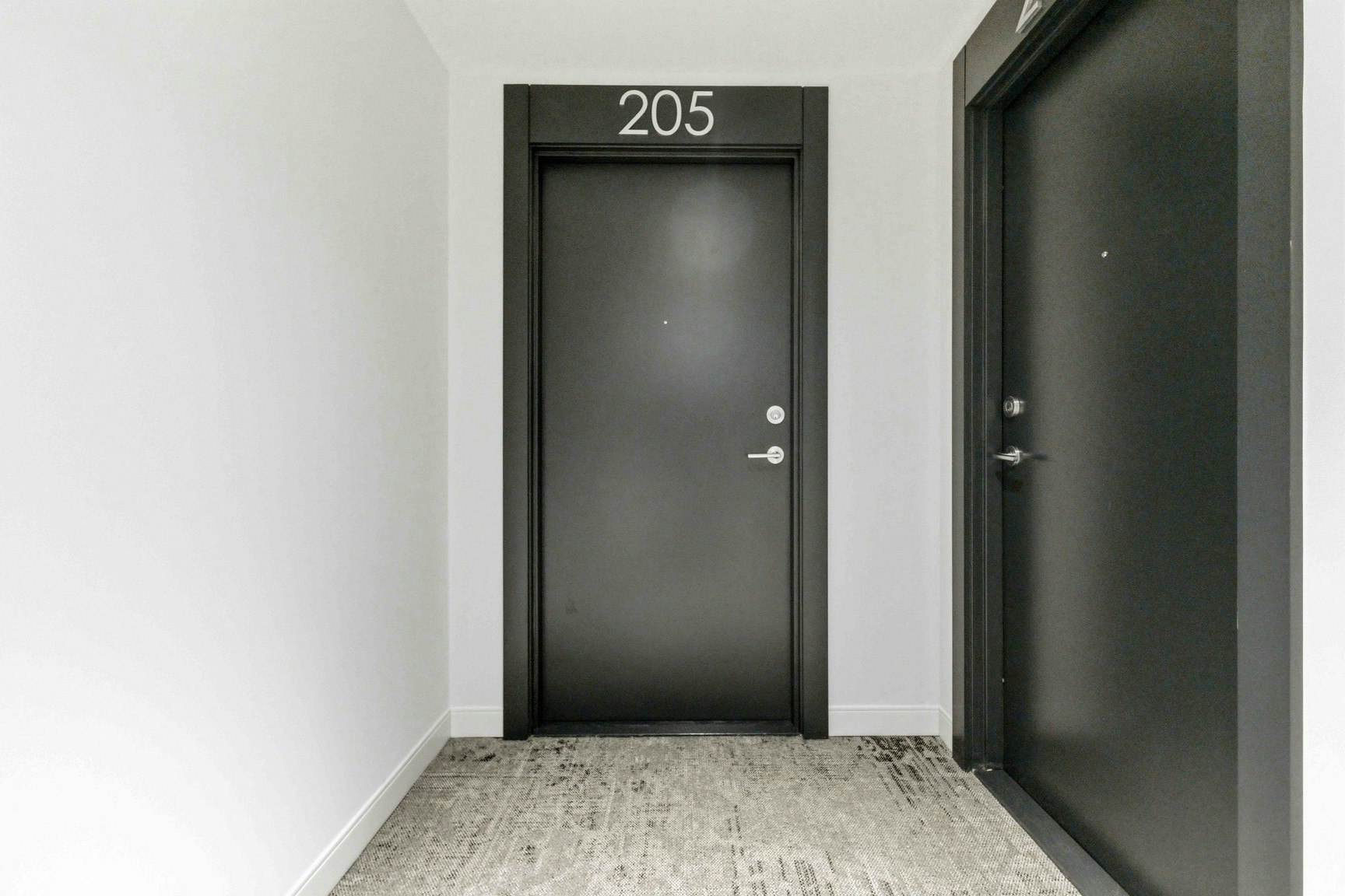 205-7439 Kingston Road, Toronto, ON, M1B 0G1 - 2