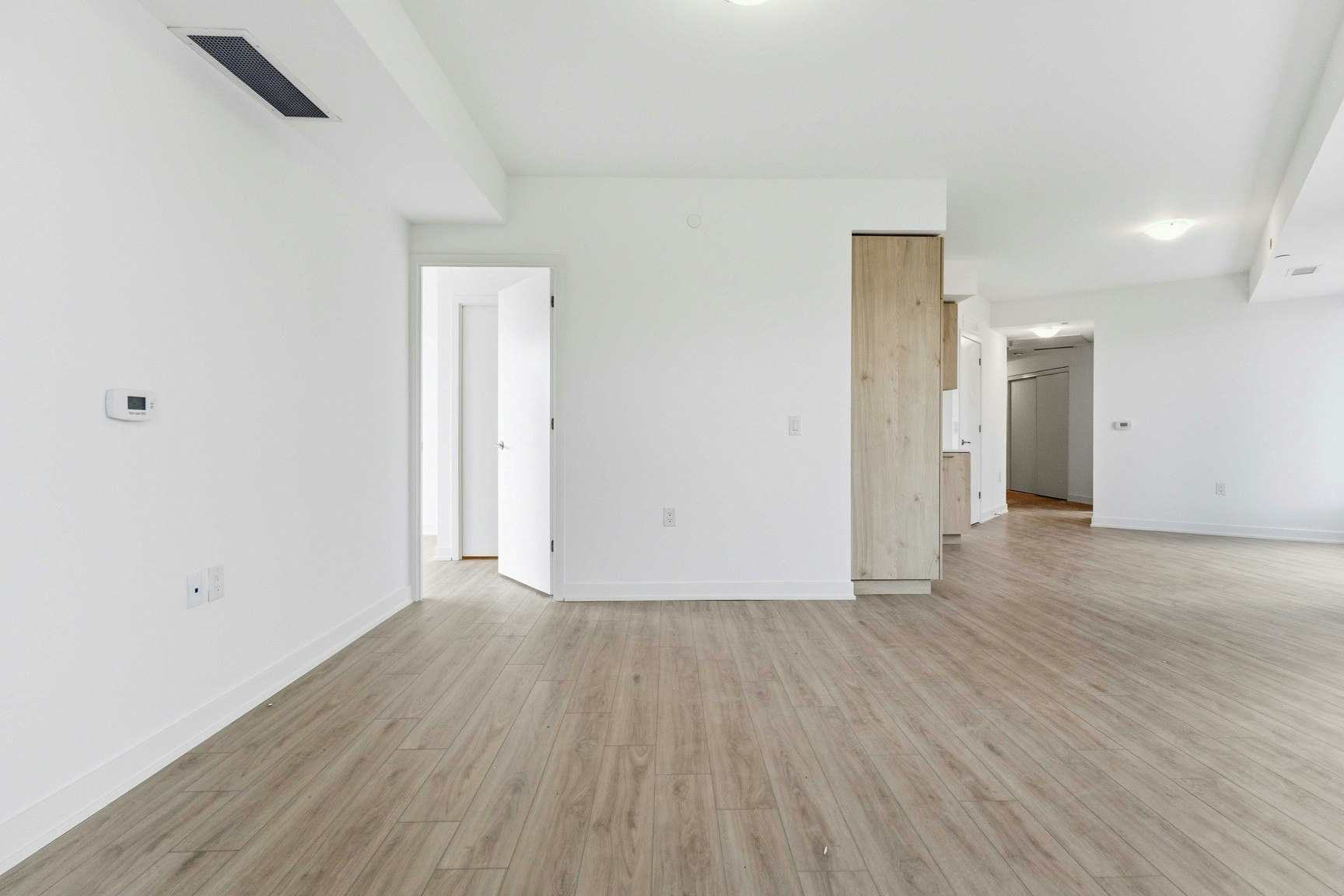 205-7439 Kingston Road, Toronto, ON, M1B 0G1 - 16