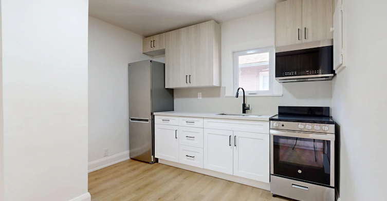 1214 Avenue Road, Toronto, ON, M5N 2G4