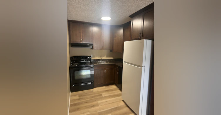 1013 Lansdowne Avenue, Saskatoon, SK, S7H 2C2 - 3