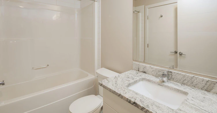 216-235 Willis Crescent, Saskatoon, SK, S7T 0W7 - 4