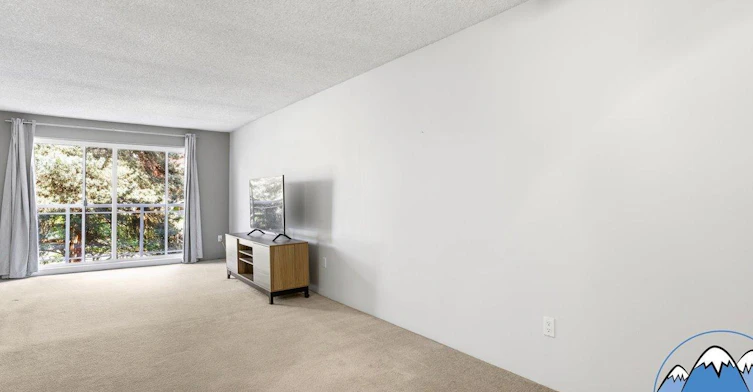 550 Royal Avenue, New Westminster, BC, V3L 5H9 - 2