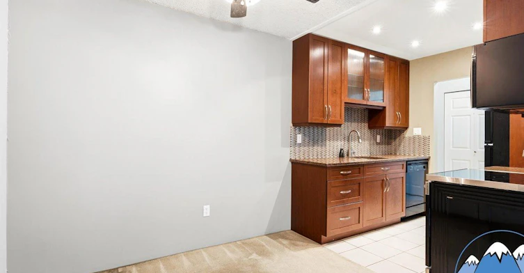 550 Royal Avenue, New Westminster, BC, V3L 5H9 - 9