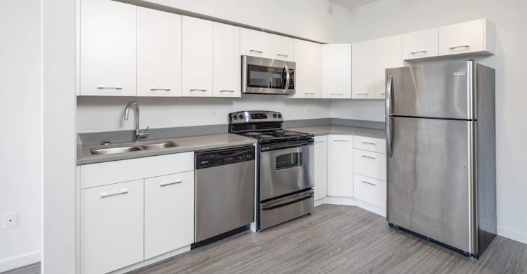 241 Willis Crescent, Saskatoon, SK, S7T 0Y1 - 3