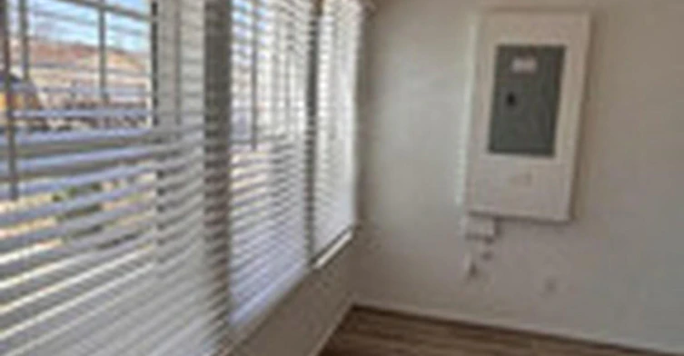 11945 G -11947 56 Street Northwest, Edmonton, AB, T5W 3S8 - 10