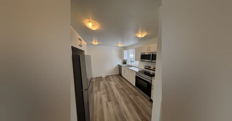 G2 -12021 55 Street Northwest, Edmonton, AB, T5W 3R3 - 4