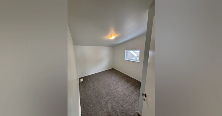 G2 -12021 55 Street Northwest, Edmonton, AB, T5W 3R3 - 10