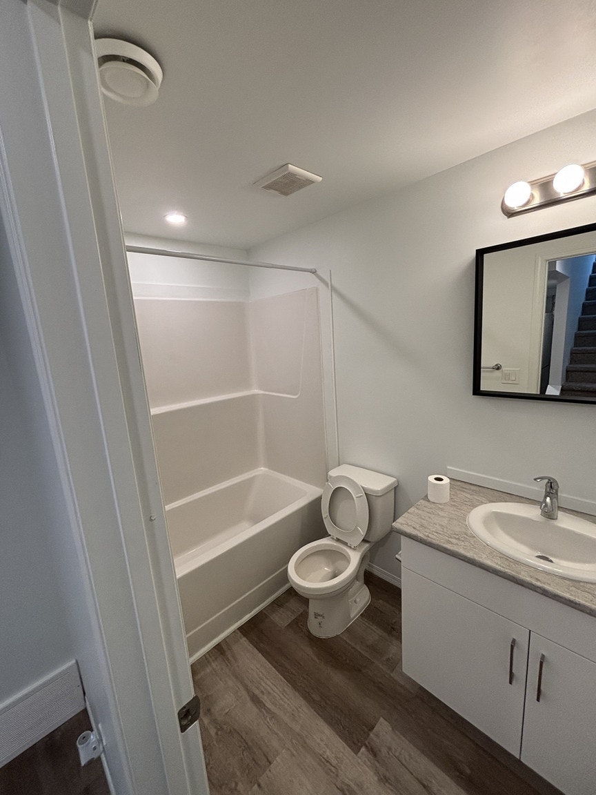G2 -12021 55 Street Northwest, Edmonton, AB, T5W 3R3 - 18