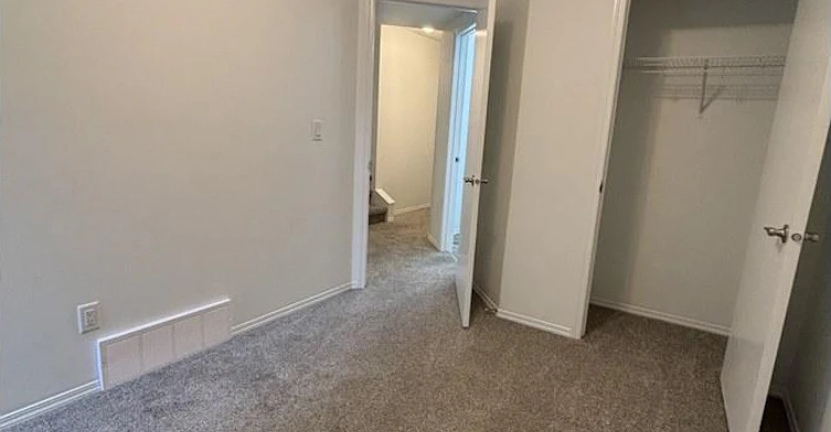 Main-12420 76 Street Northwest, Edmonton, AB, T5B 2E7 - 13