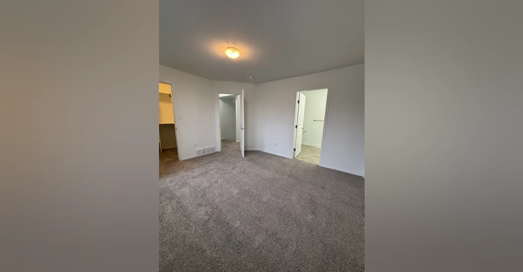 12525 77 Street Northwest, Edmonton, AB, T5B 2H6 - 13