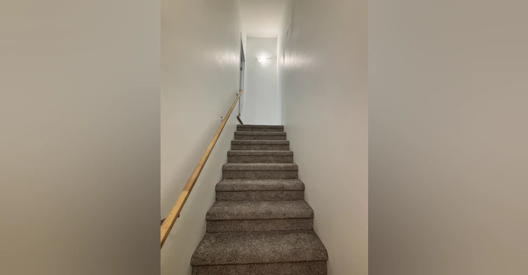 12525 77 Street Northwest, Edmonton, AB, T5B 2H6 - 4