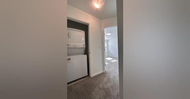 Main-12035 59 Street Northwest, Edmonton, AB, T5W 3Y1 - 9