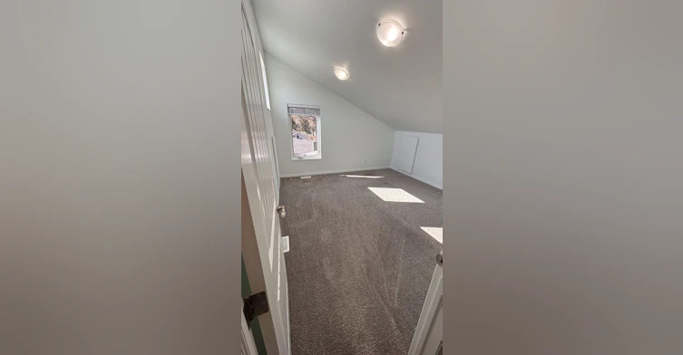 12035 59 Street Northwest, Edmonton, AB, T5W 3Y1 - 8