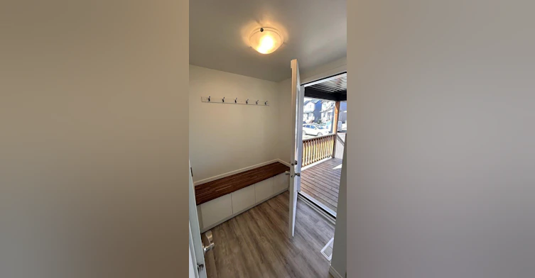 12035 59 Street Northwest, Edmonton, AB, T5W 3Y1 - 14